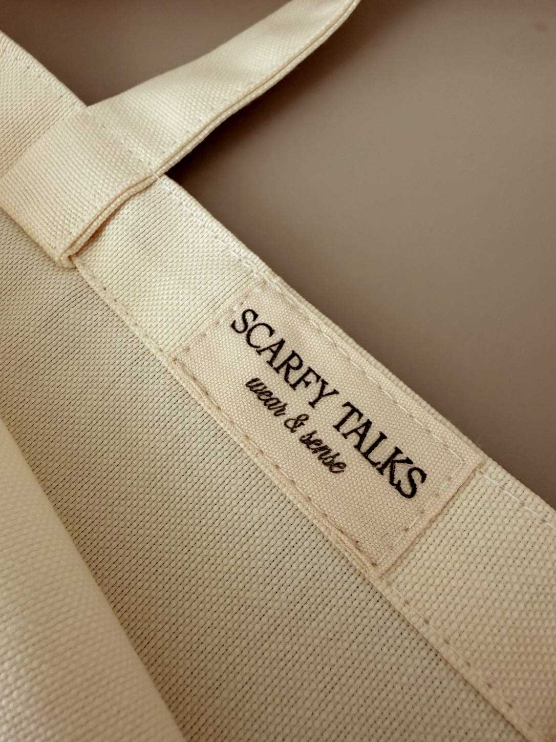 Scarfy-Talks-Tote-Detail